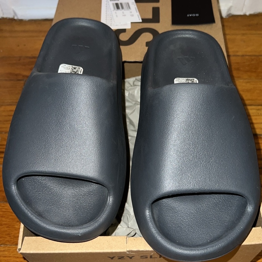 Yeezy Slides